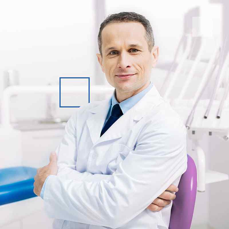 https://www.emergencydentistatlantaga.com/wp-content/uploads/2020/01/people-03.jpg